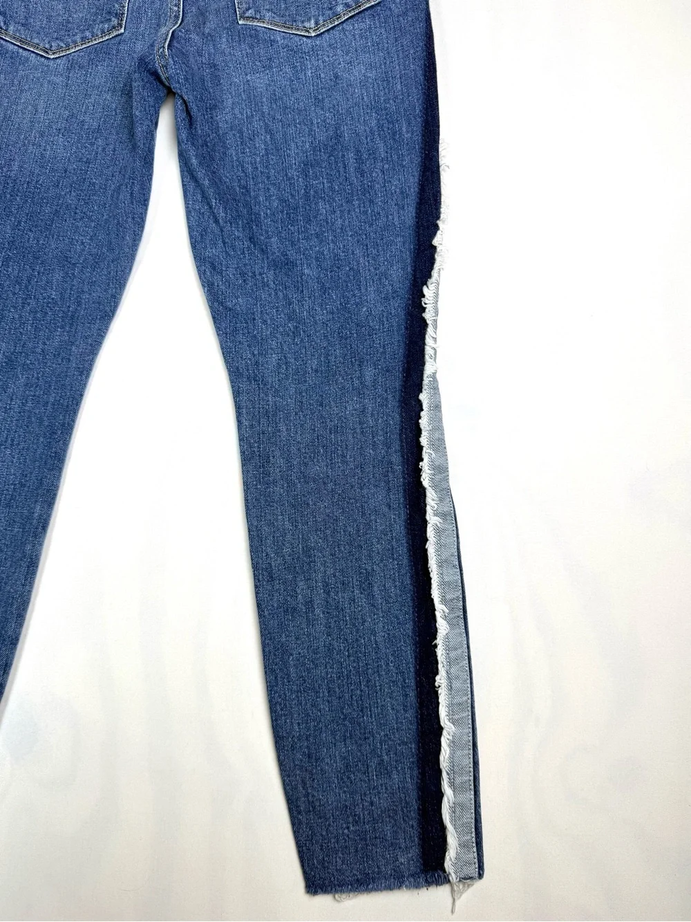 Joe’s Jeans The Icon Mid Rise Skinny Crop Frayed Side Stripe Jeans 26